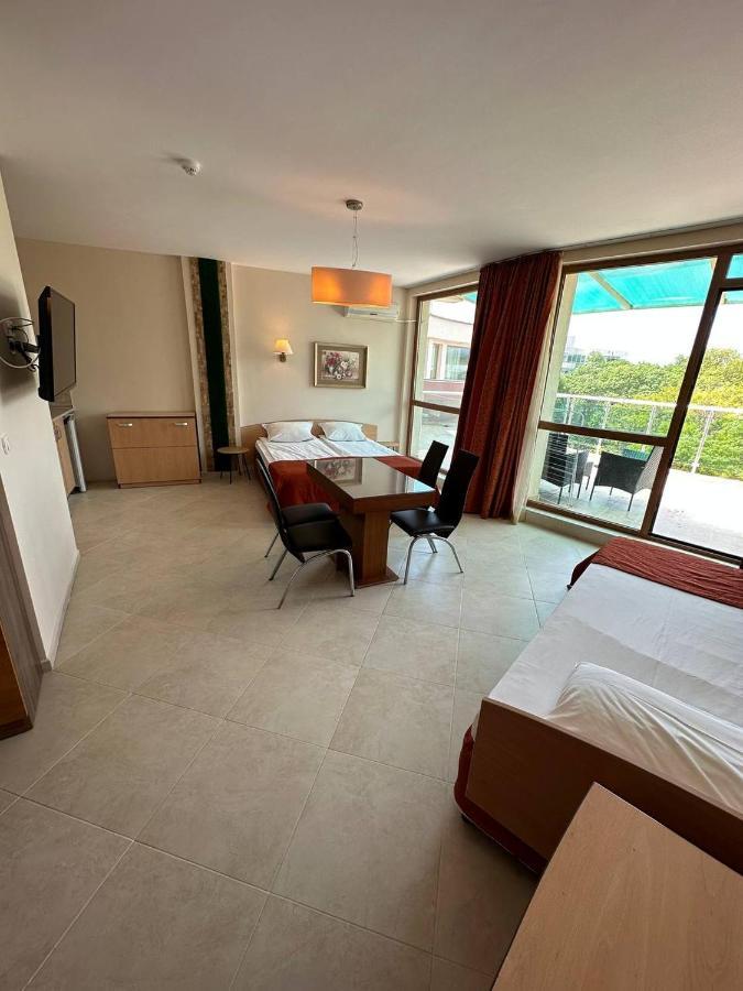 Briz Beach Apartments - Section B Sunny Beach Dış mekan fotoğraf